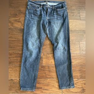 Banana Republic Women’s Skinny Denim